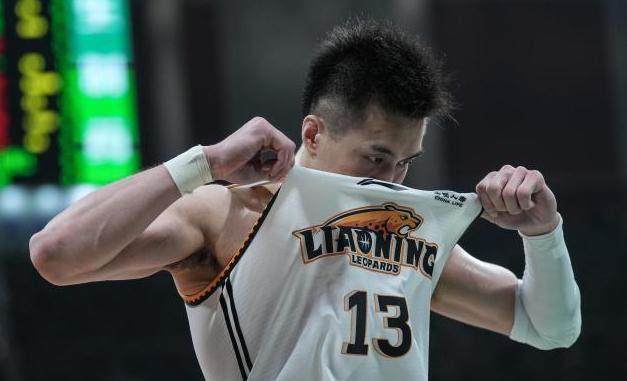 高清直播-郭艾伦辽宁生涯戛然而止 是否长留广州仍有问号